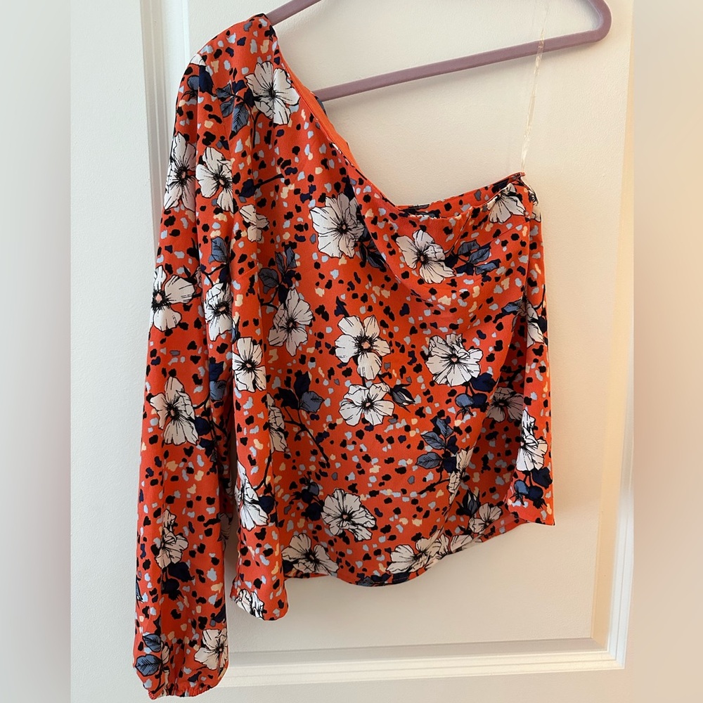 Willow & Root Off Shoulder Top